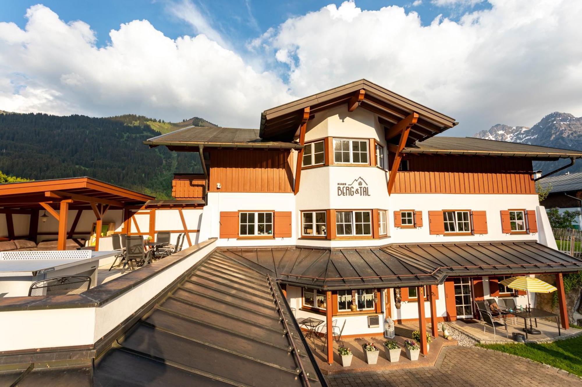 Haus Berg & Tal Lägenhet Hirschegg  Exteriör bild