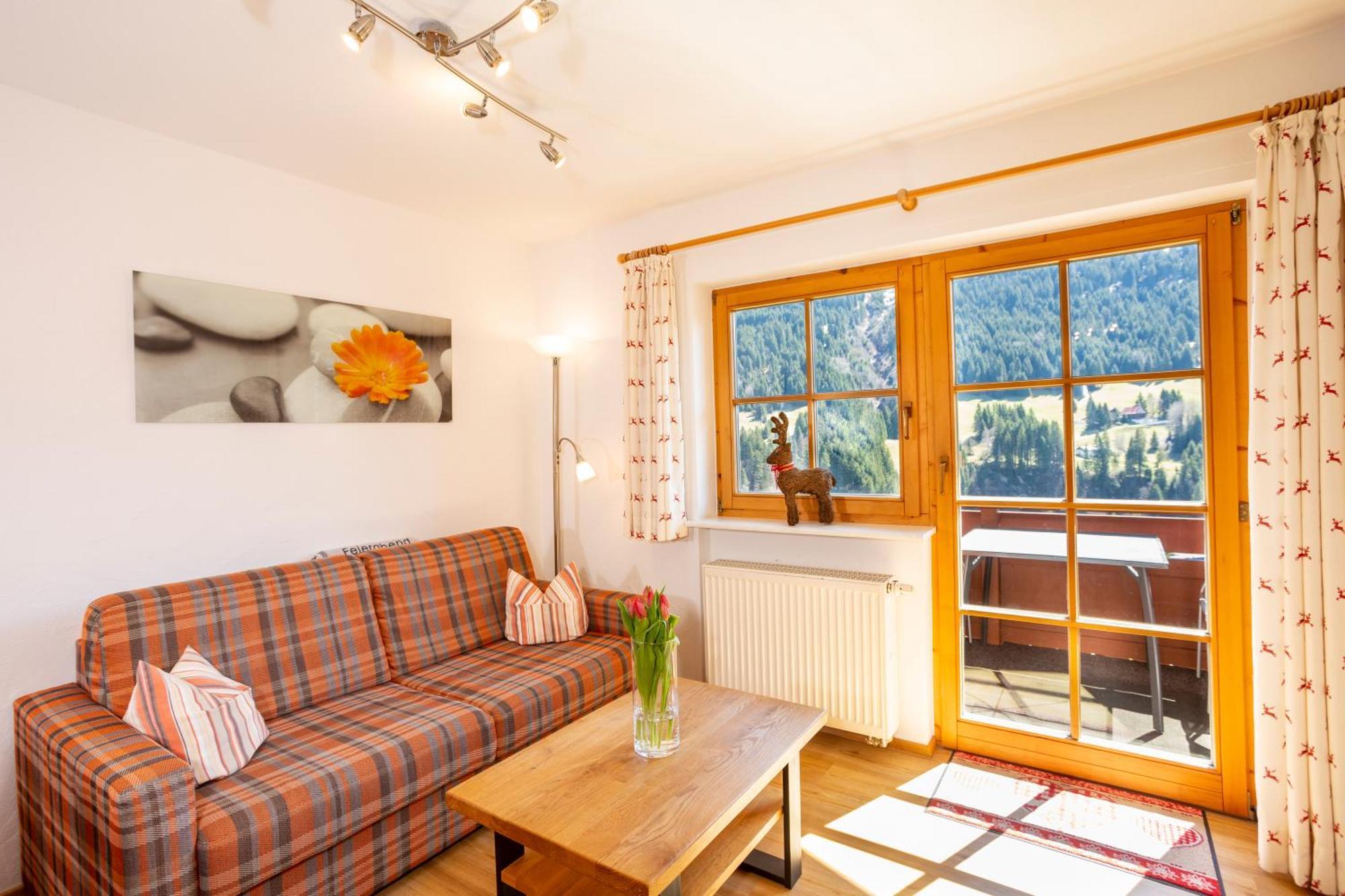 Haus Berg & Tal Lägenhet Hirschegg  Exteriör bild