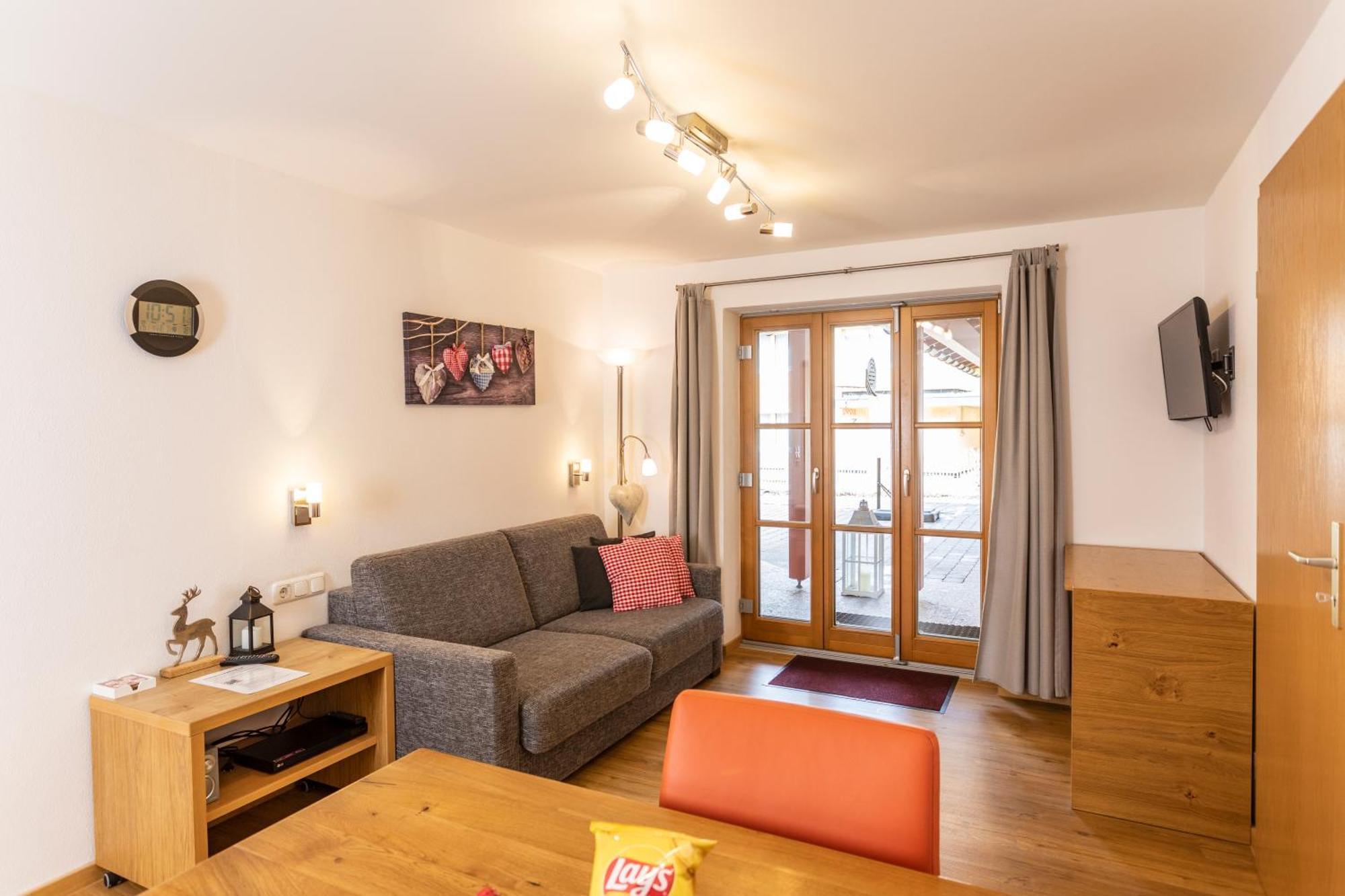 Haus Berg & Tal Lägenhet Hirschegg  Exteriör bild
