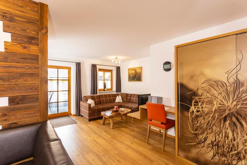 Haus Berg & Tal Lägenhet Hirschegg  Exteriör bild
